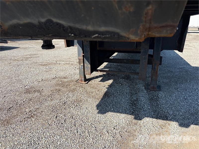 Great Dane FSD-0024-00048 17000 lb 48 ft T/A Step Deck Traile Низькорамні причепи