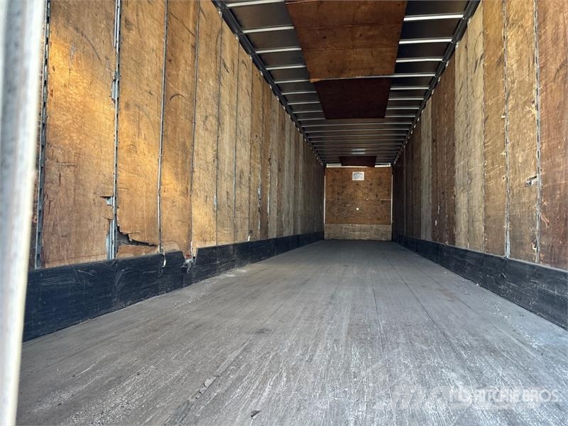 Great Dane T411TP-SLA 53 ft x 102 in T/A Van Trailer Furgons