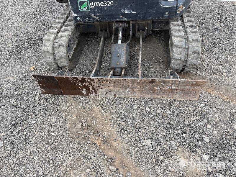 Green Machines e320 Electric Mini Excavator Miniexcavadoras