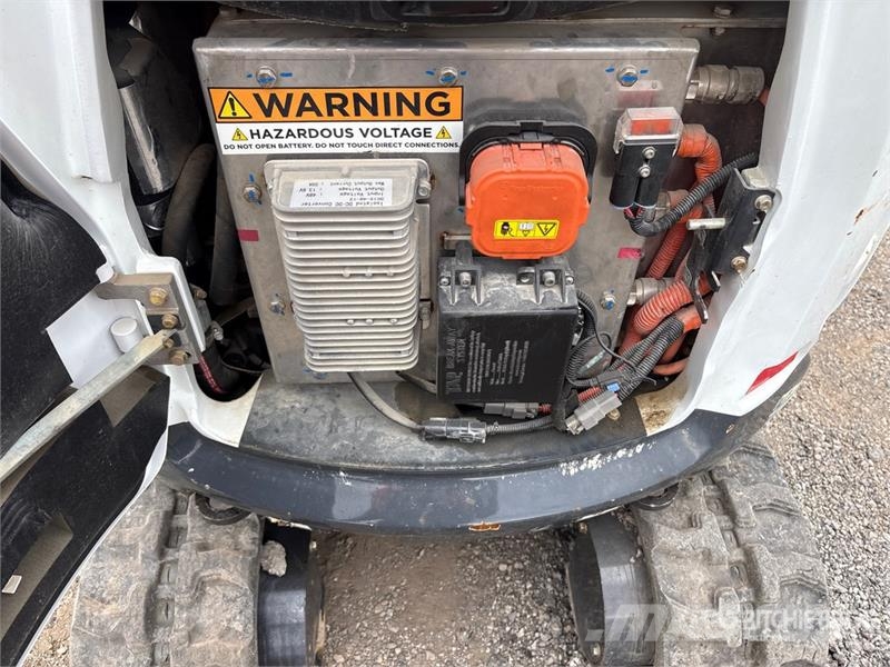 Green Machines e320 Electric Mini Excavator حفارات صغيرة أقل من 7 طن (حفارات صغيرة)