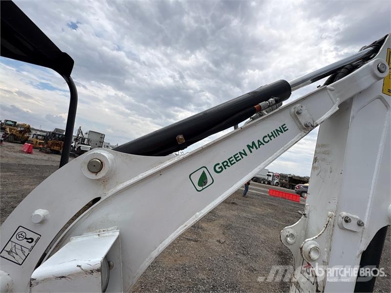 Green Machines e320 Electric Mini Excavator حفارات صغيرة أقل من 7 طن (حفارات صغيرة)