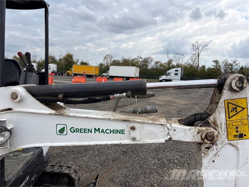 Green Machines e320 Electric Mini Excavator Miniexcavadoras