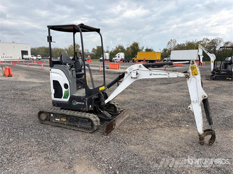 Green Machines e320 Electric Mini Excavator Miniexcavadoras