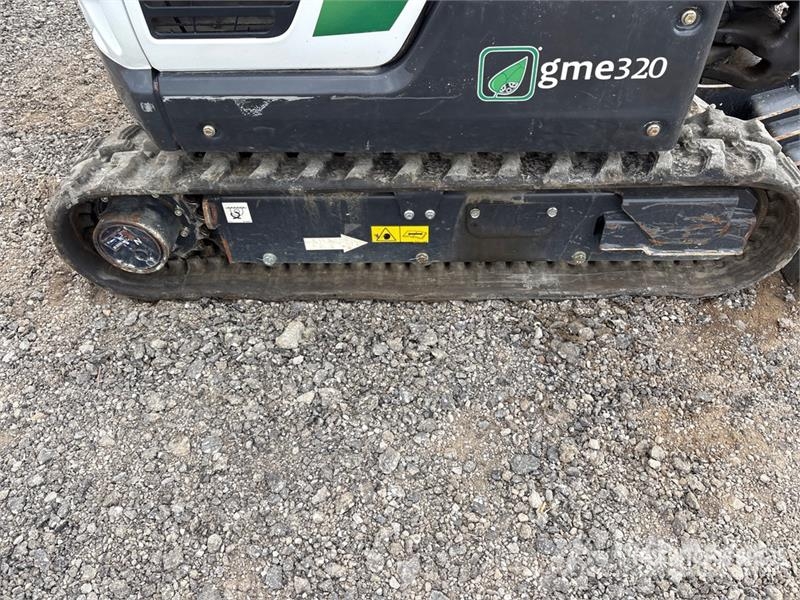 Green Machines e320 Electric Mini Excavator Miniexcavadoras
