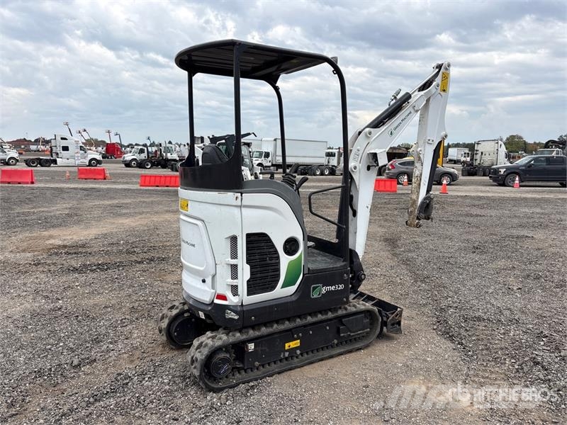 Green Machines e320 Electric Mini Excavator حفارات صغيرة أقل من 7 طن (حفارات صغيرة)