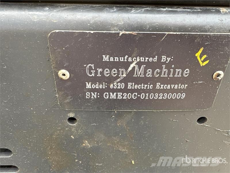 Green Machines e320 Electric Mini Excavator حفارات صغيرة أقل من 7 طن (حفارات صغيرة)
