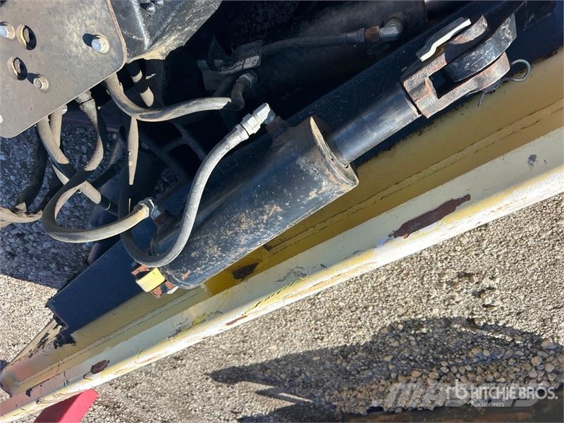 Grouser 1300 96 in PAT Skid Steer Dozer Blades