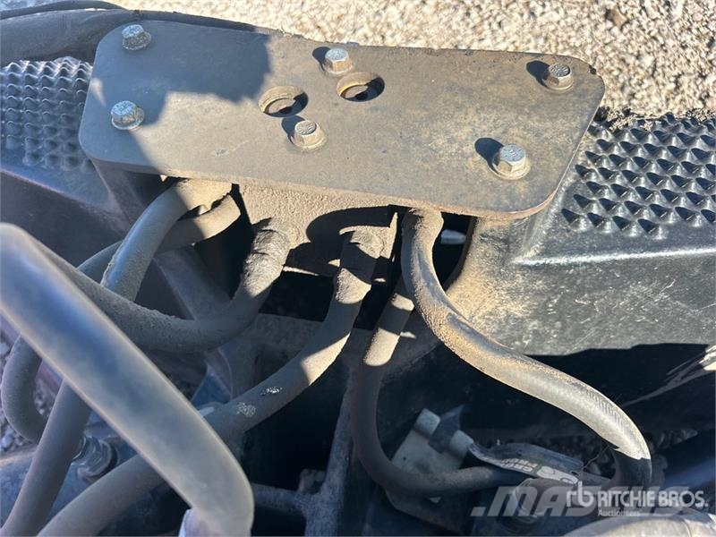 Grouser 1300 96 in PAT Skid Steer Dozer Blades