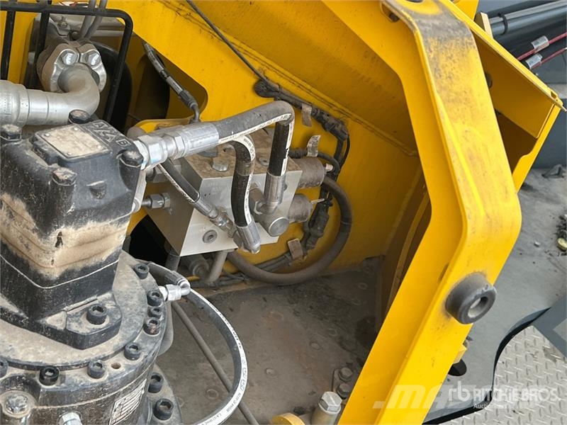 Grove GRT8090 90 ton Rough Terrain Crane Autodizalice