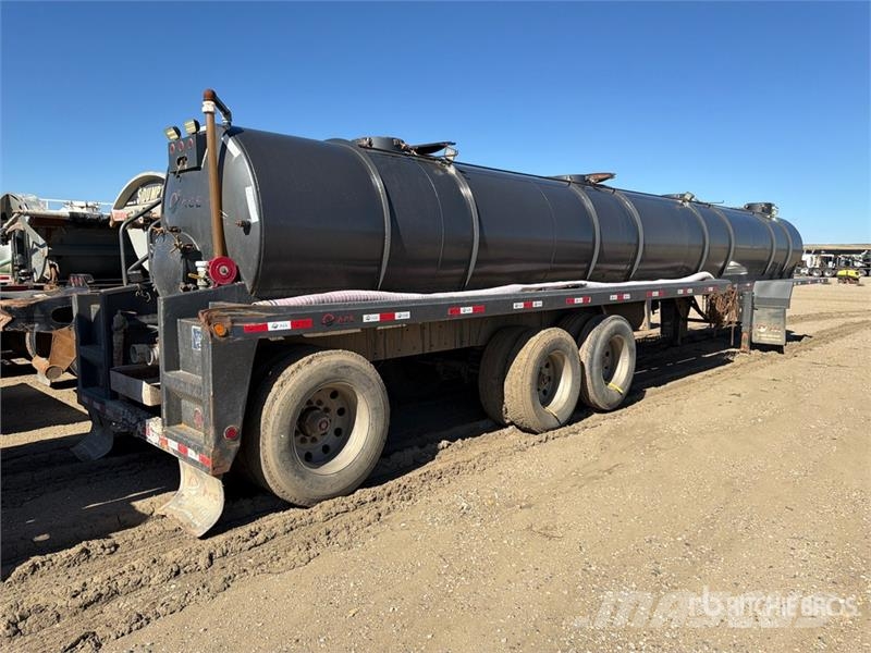 GRUPO 165 bbl Tri/A Vacuum Tanker Trailer (Inopera Tanktrailere