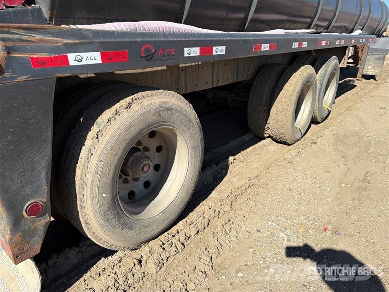 GRUPO 165 bbl Tri/A Vacuum Tanker Trailer (Inopera Tanktrailere