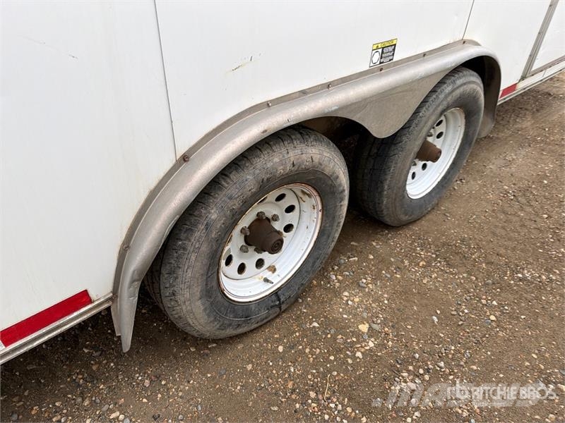  H & H &  16 ft T/A Enclosed Trailer Furgons