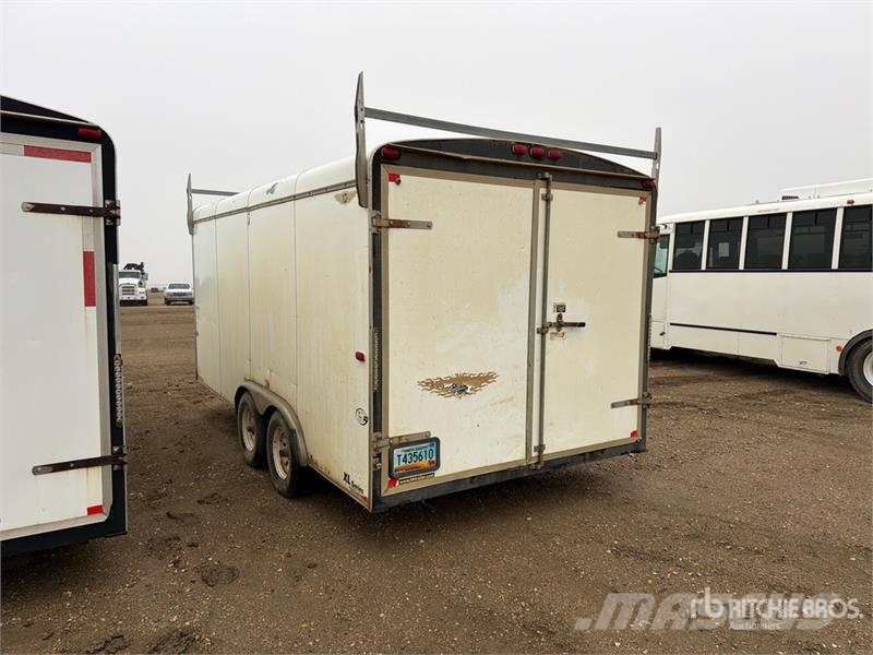  H & H &  16 ft T/A Enclosed Trailer Furgons