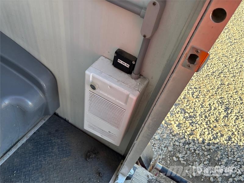  Haul masters 8 ft S/A Utility Trailer Citas piekabes