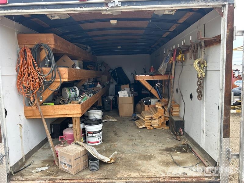 Haulmark 18 ft T/A Enclosed Trailer Прицепы-фургоны
