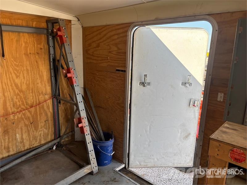 Haulmark GH85x18WM 18 ft T/A Enclosed Trailer Van Body Trailers