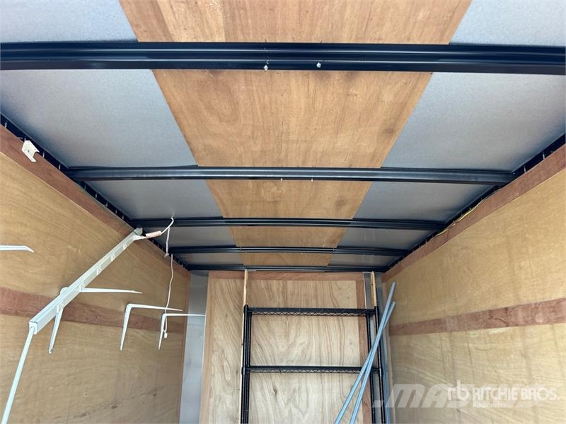 Haulmark HLC5X10DS 10 ft S/A Enclosed Trailer Skříňové přívěsy