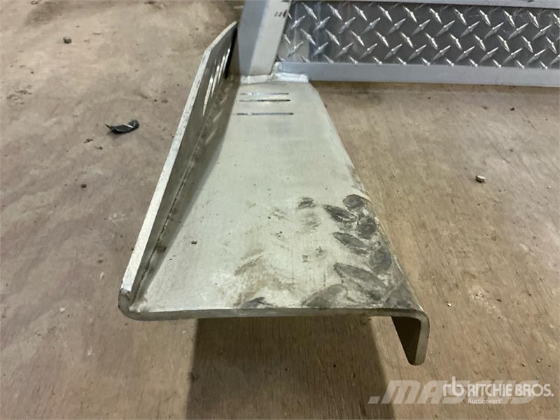  Headache Rack - Fits Truck Andre komponenter