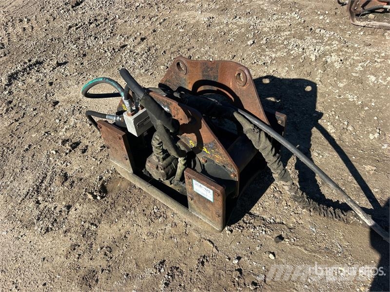 HED SS-6000 Plate Compactor Attachment Vibrátorok