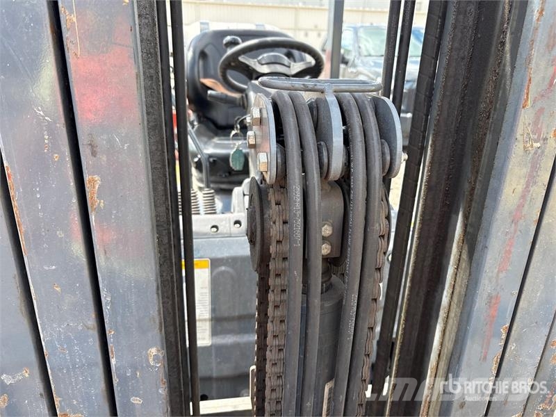 Heli CPYD25C-KU1H 4520 lb Pneumatic Tire Forklift شاحنات ذات رافعات شوكية - أخرى