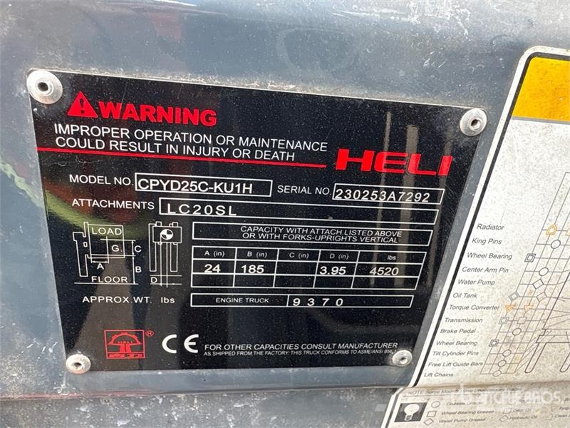 Heli CPYD25C-KU1H 4520 lb Pneumatic Tire Forklift شاحنات ذات رافعات شوكية - أخرى