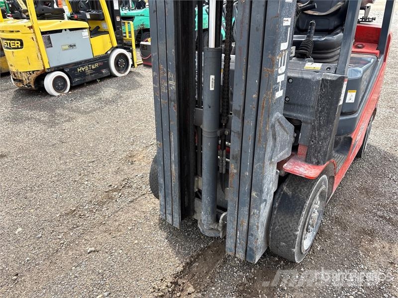 Heli CPYD25C-KU1H 4520 lb Pneumatic Tire Forklift شاحنات ذات رافعات شوكية - أخرى