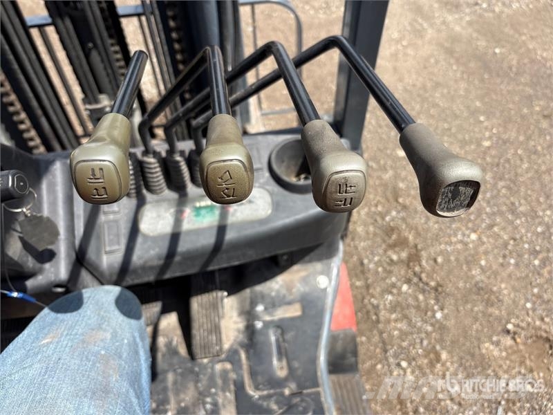 Heli CPYD25C-KU1H 4520 lb Pneumatic Tire Forklift شاحنات ذات رافعات شوكية - أخرى
