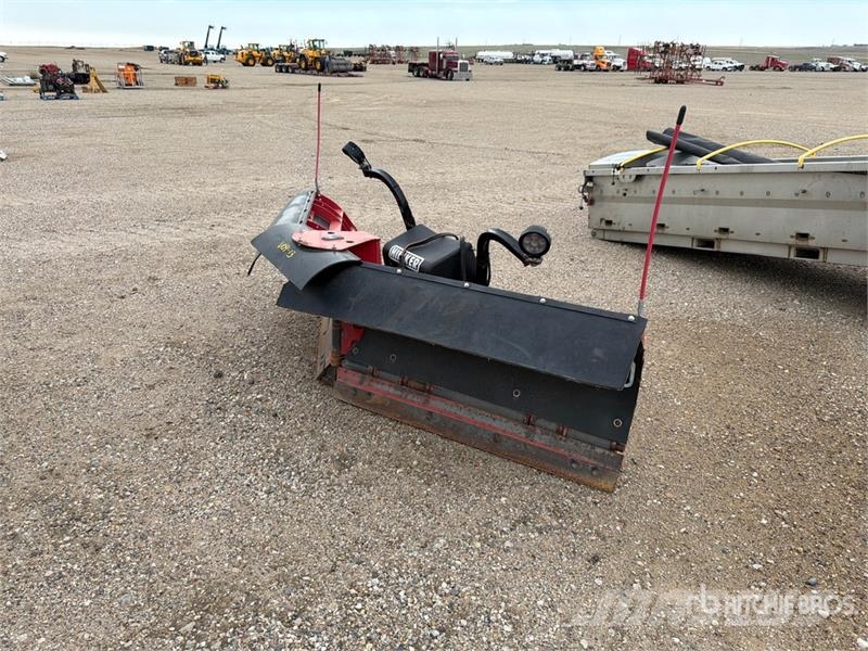 Hiniker 8 ft Power-V Snow Plow Lumiaurat