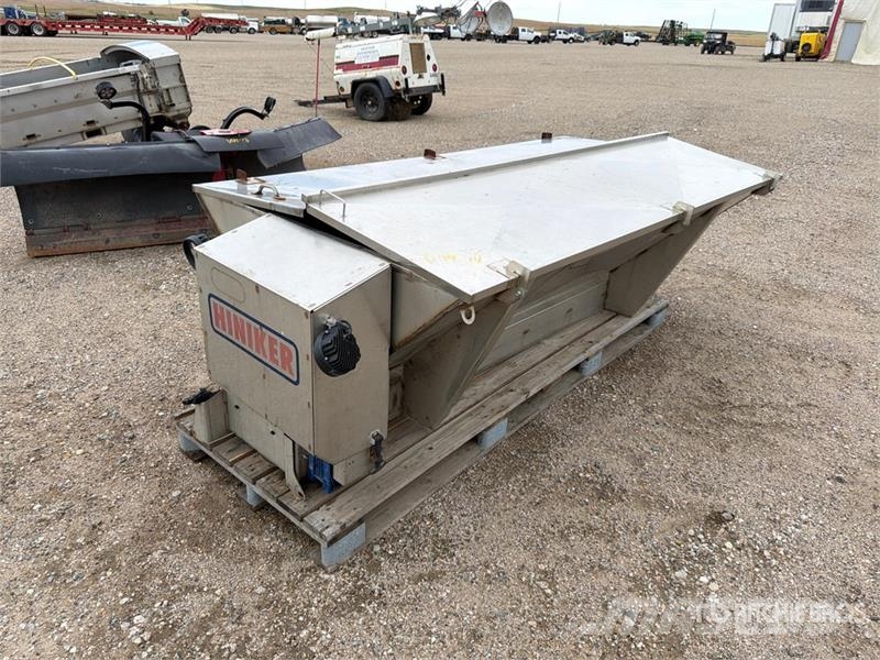 Hiniker Electric Salt Spreader Spargisabbia e spargisale