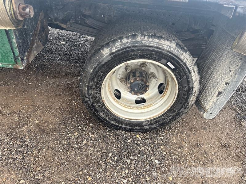 Hino 195 Platformas/izkraušana no sāniem