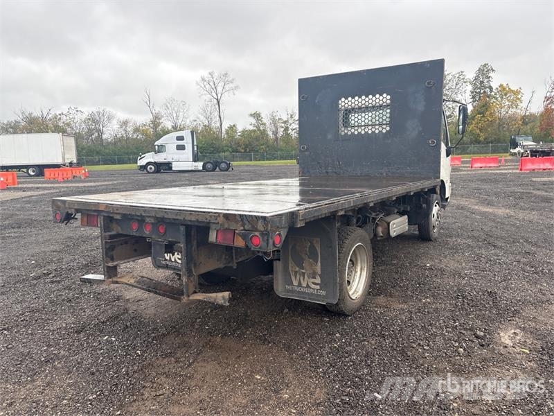 Hino 195 Platformas/izkraušana no sāniem