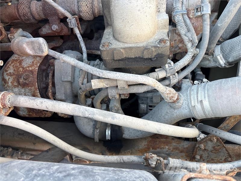 Hino 258 Puksiirid