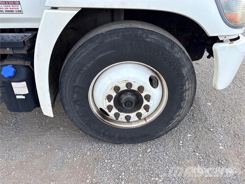 Hino 268 탑차 트럭