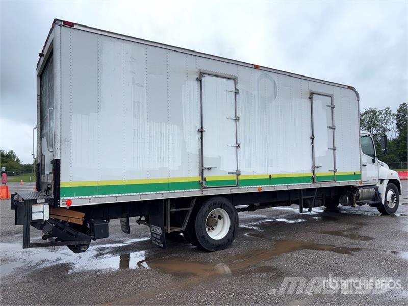 Hino 268 شاحنات ذات هيكل صندوقي