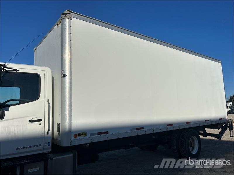 Hino 268 Sanduk kamioni