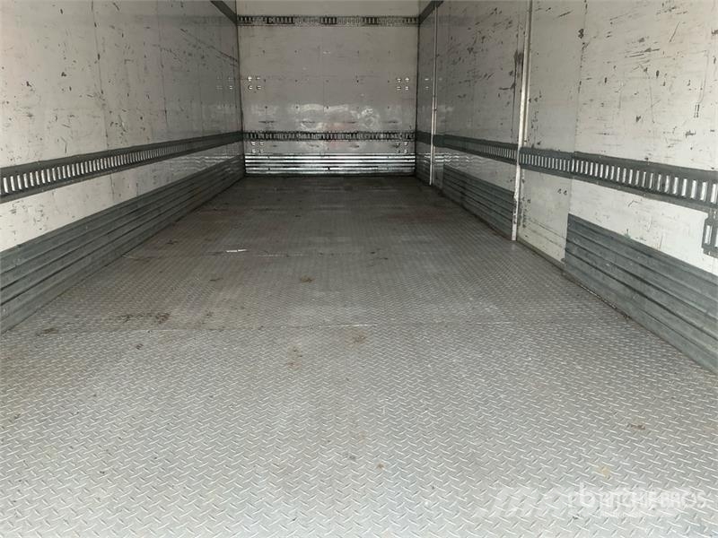 Hino 268 貨箱式卡車