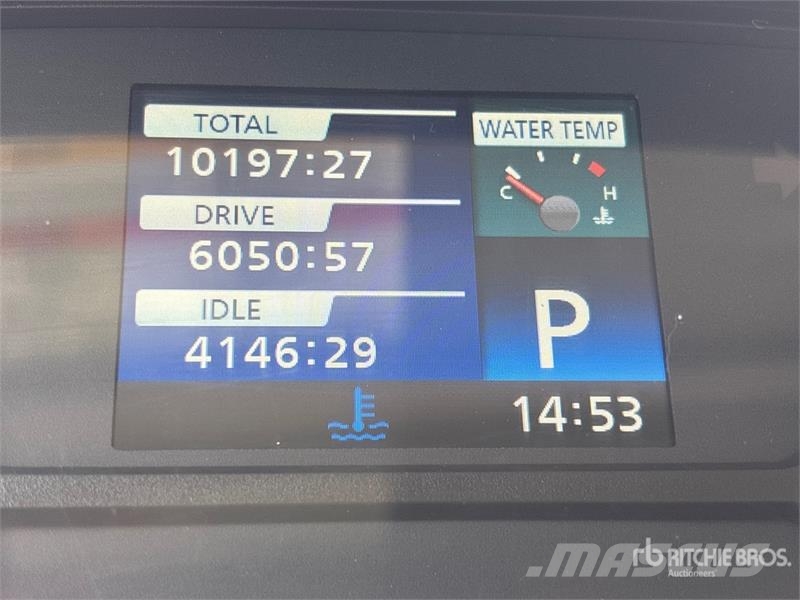 Hino 268 شاحنات ذات هيكل صندوقي