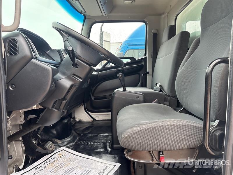 Hino 268 Furgons