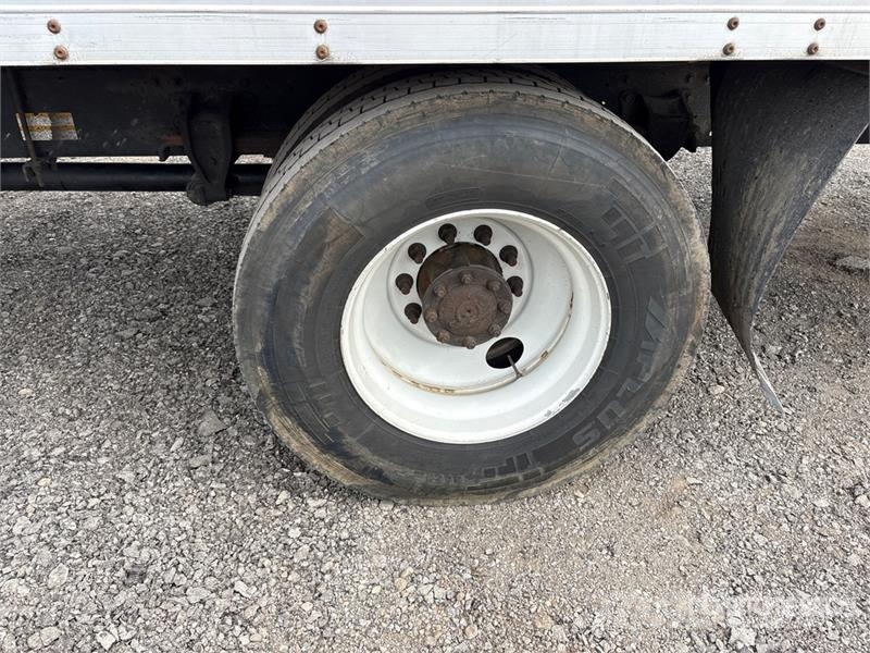 Hino 268 Dobozos teherautók