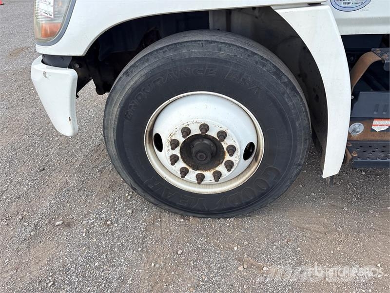 Hino 268 탑차 트럭