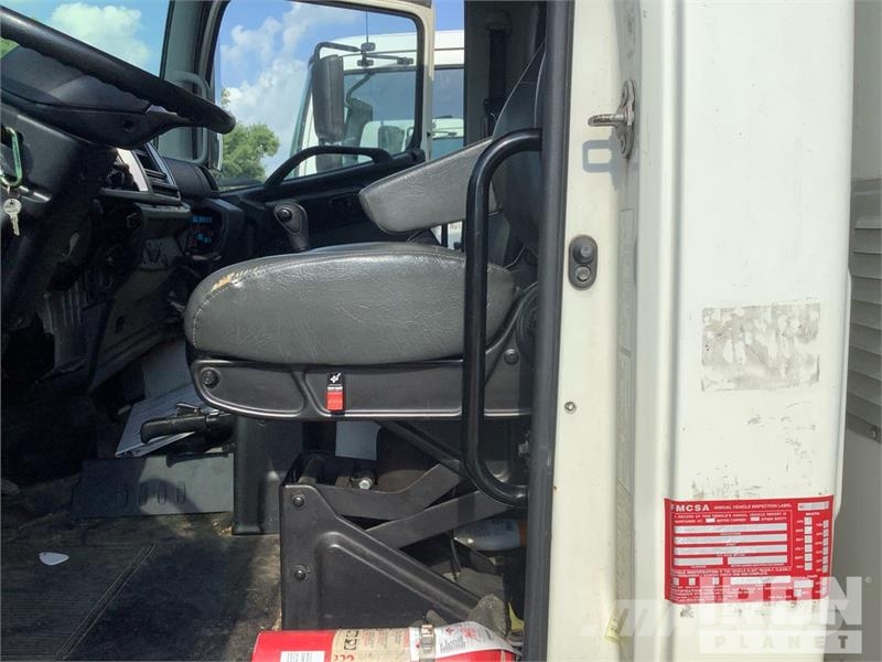 Hino 268 Box trucks