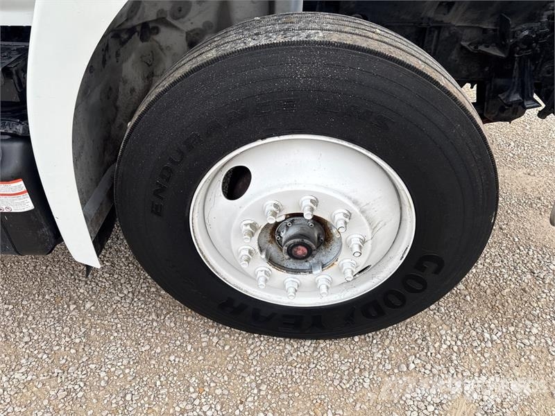 Hino 268 Furgons