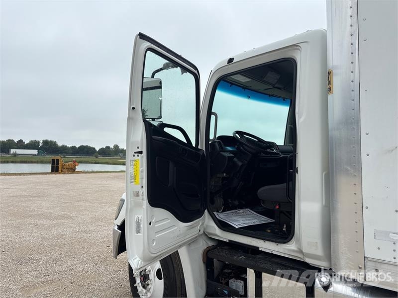 Hino 268 Furgons