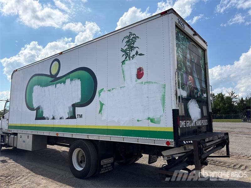 Hino 268 탑차 트럭