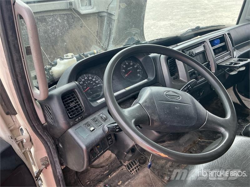Hino 268 Skriňová nadstavba