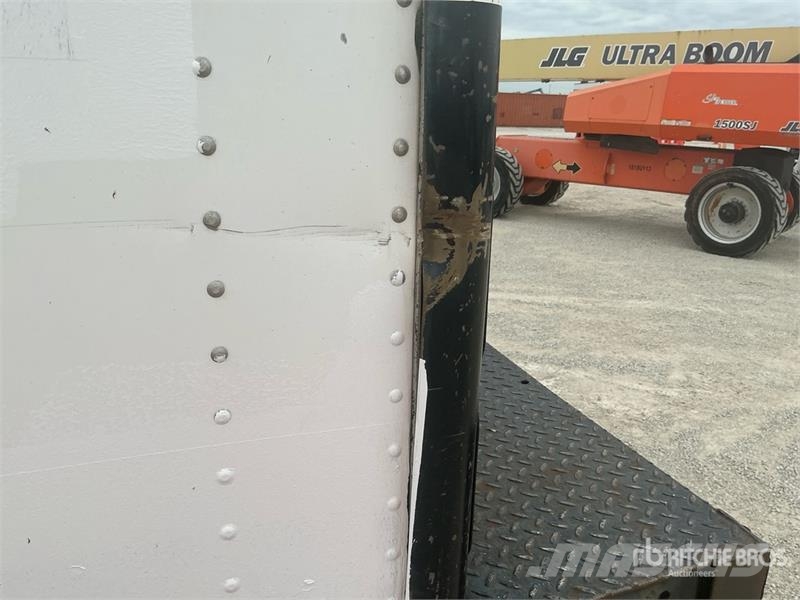Hino 268 貨箱式卡車