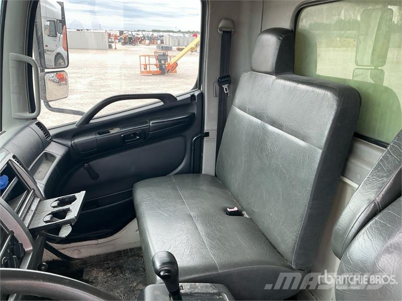 Hino 268 Skriňová nadstavba