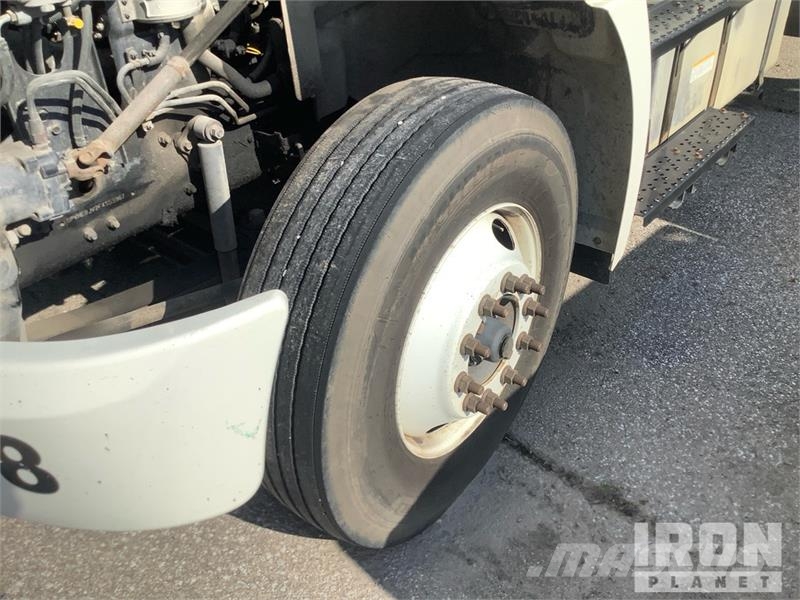 Hino 268 Box trucks