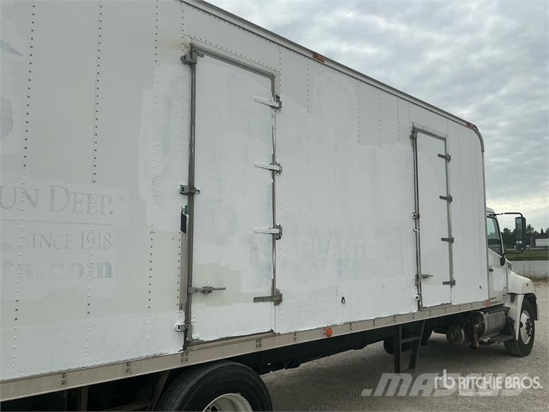 Hino 268 貨箱式卡車