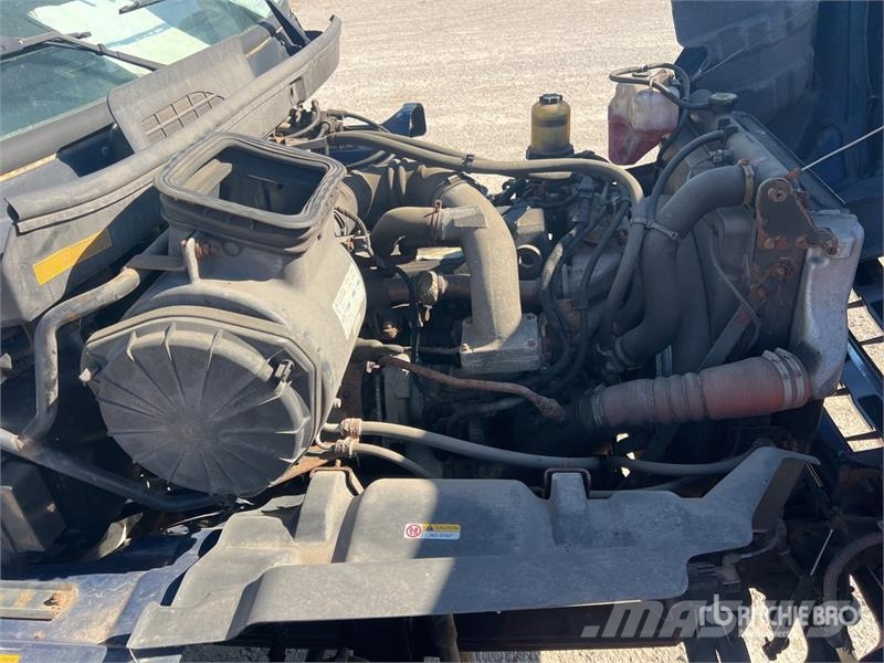 Hino 268 Фургони
